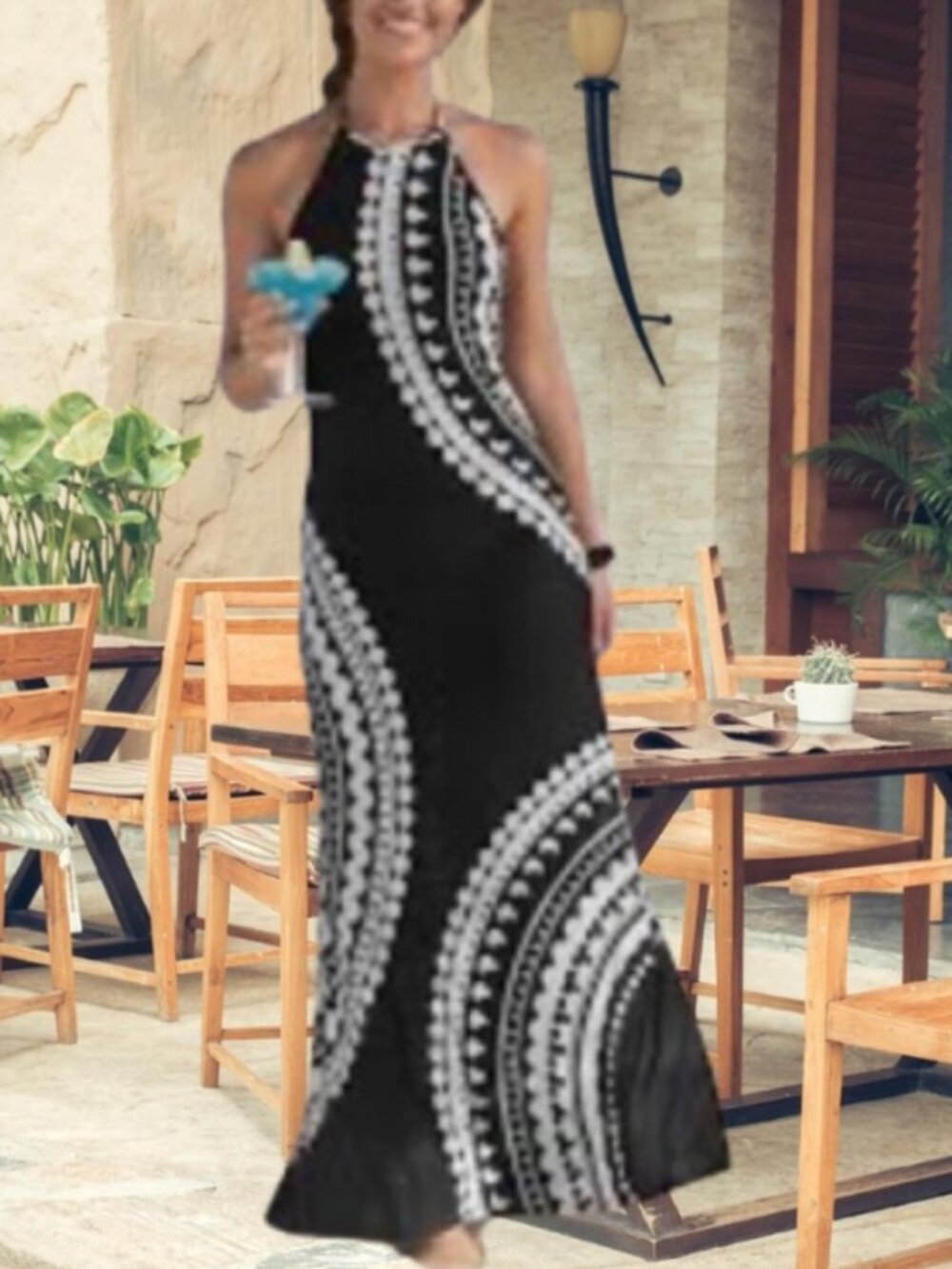 Breezy VENUS Black and White Halter Open-Back with  Maxi Dress Sz Medium. NWOT